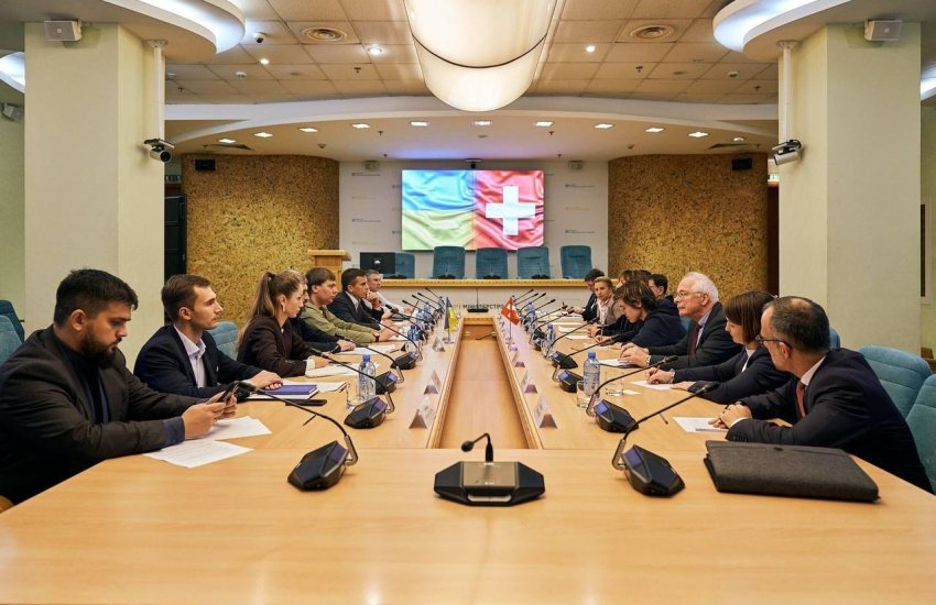 Швейцарія виділить 1,76 млрд доларів Україні: на що спрямують гроші