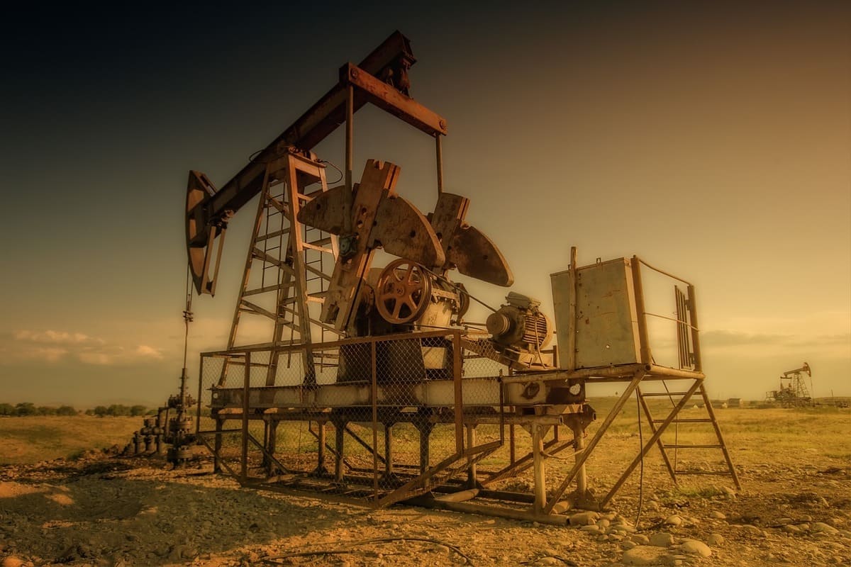 Нафта / Фото: Pixabay