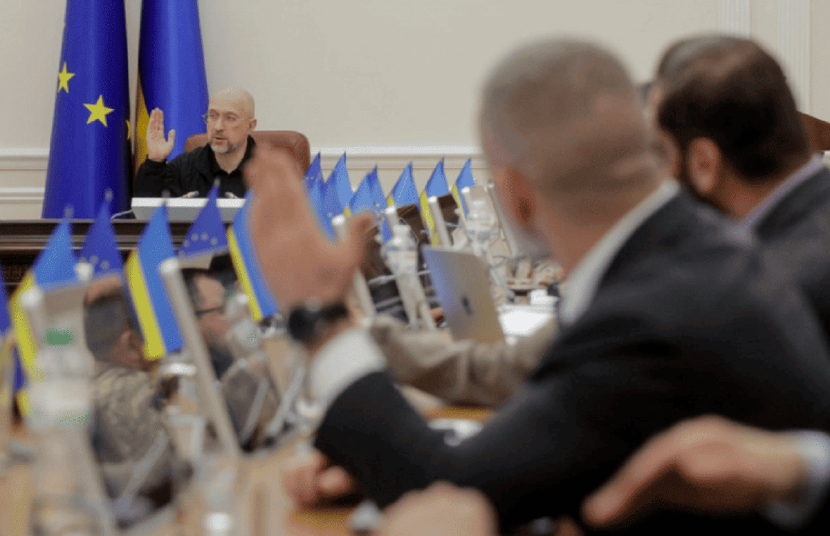 Українцям розповіли, чи підвищать тарифи на комунальні послуги взимку