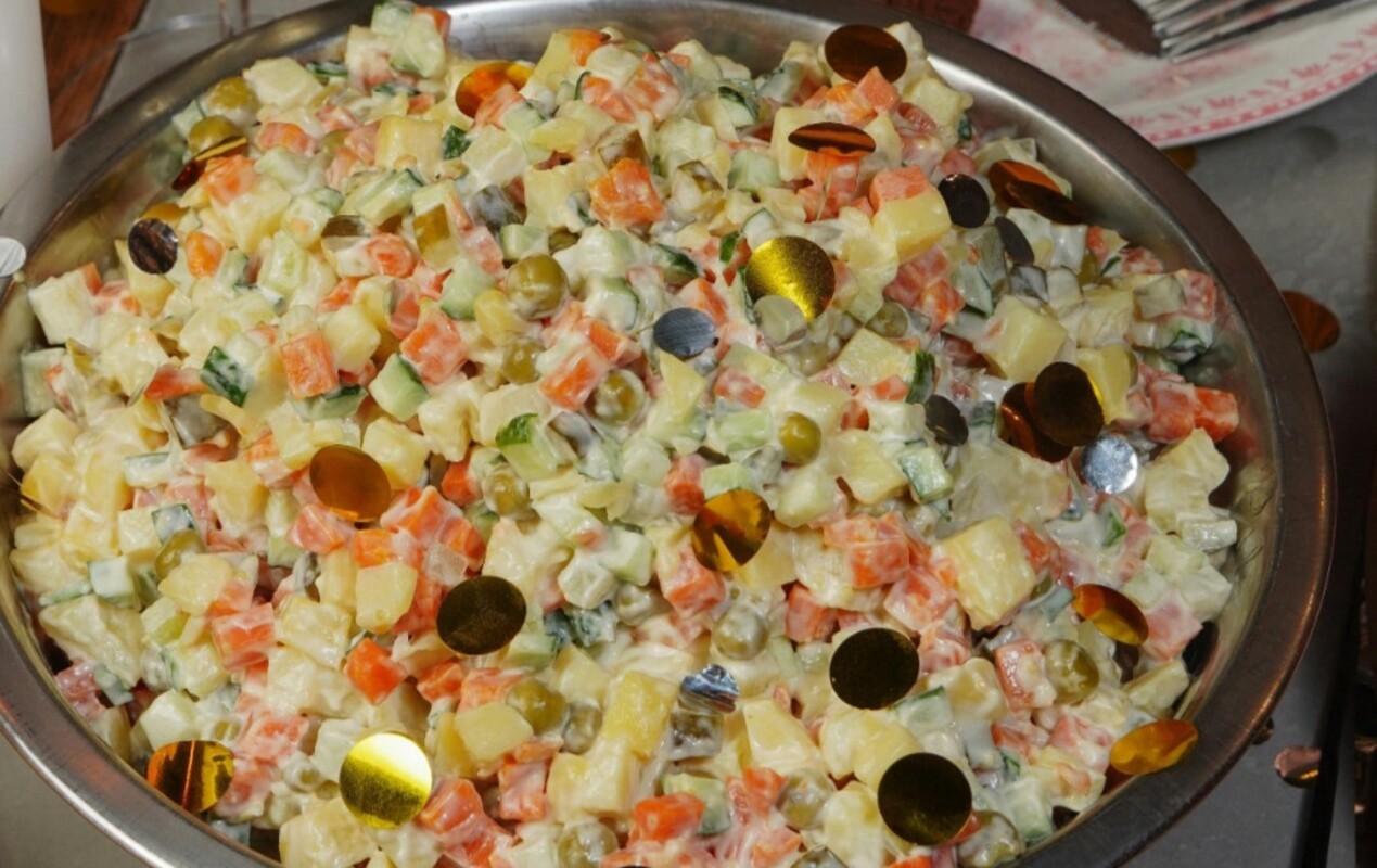 продукти для салату олів'є в Україні