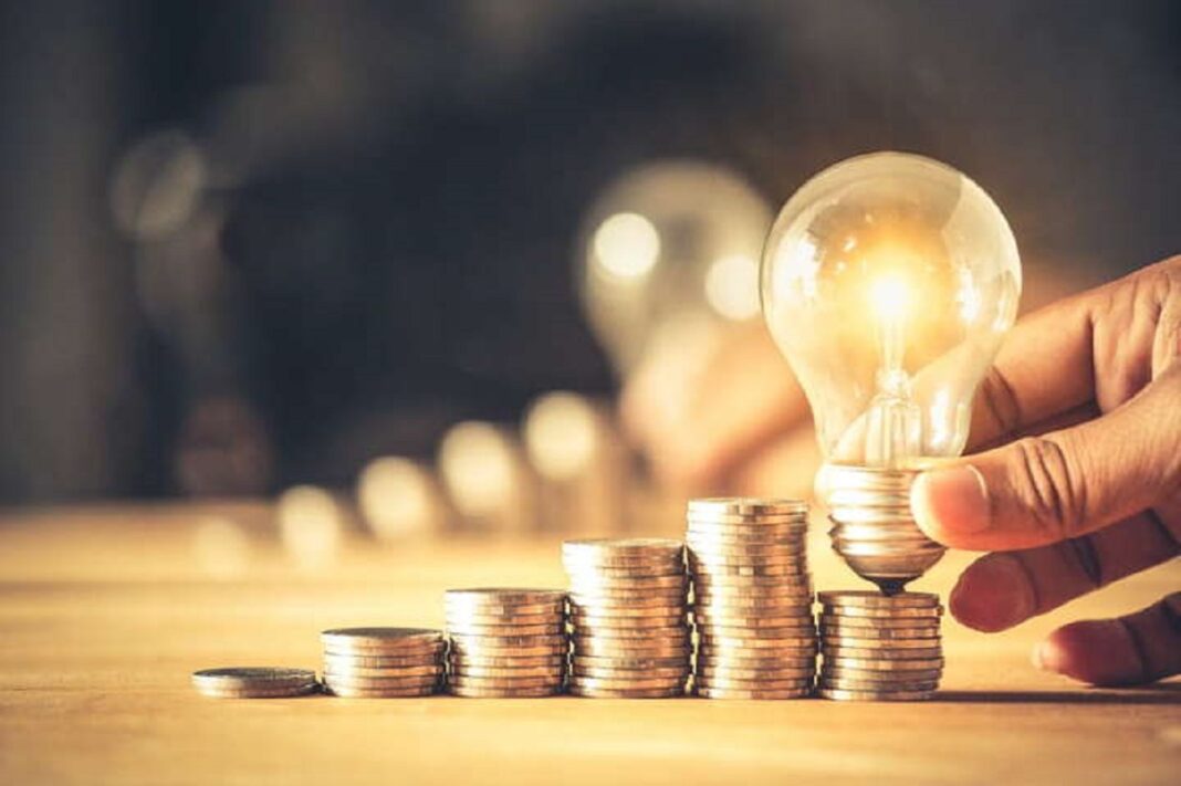 Скільки українці будуть платити за світло у 2025 році