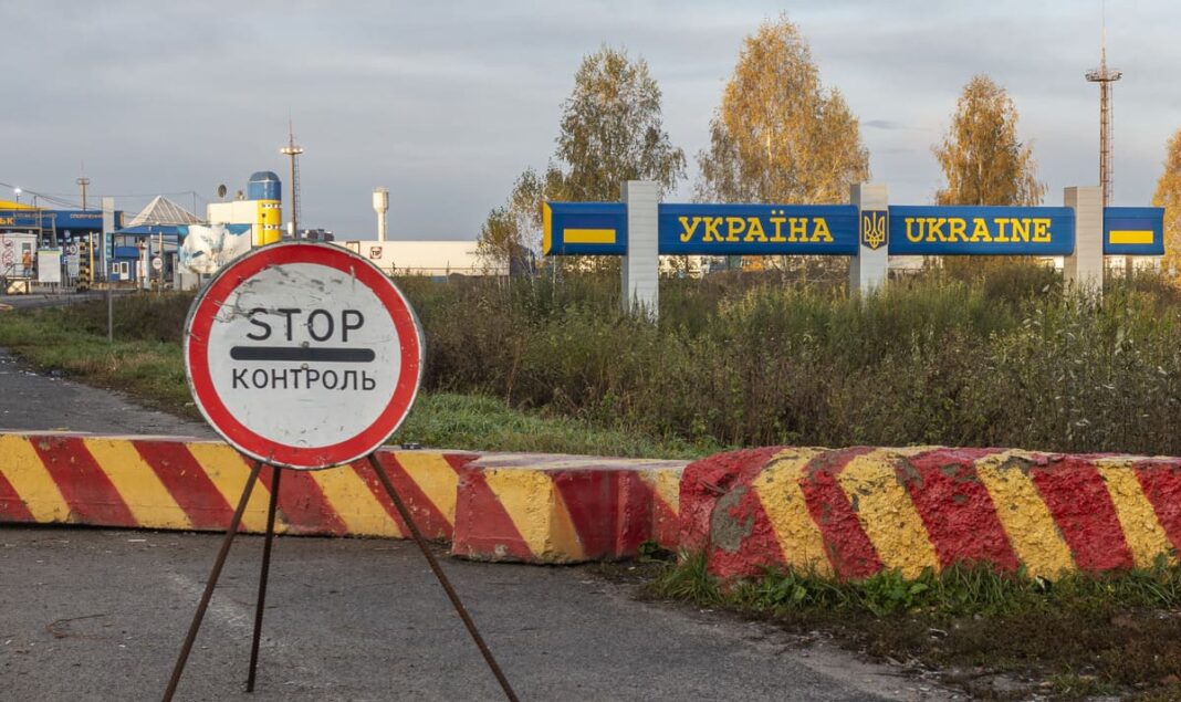 Виїзд за кордон / Фото: Depositphotos