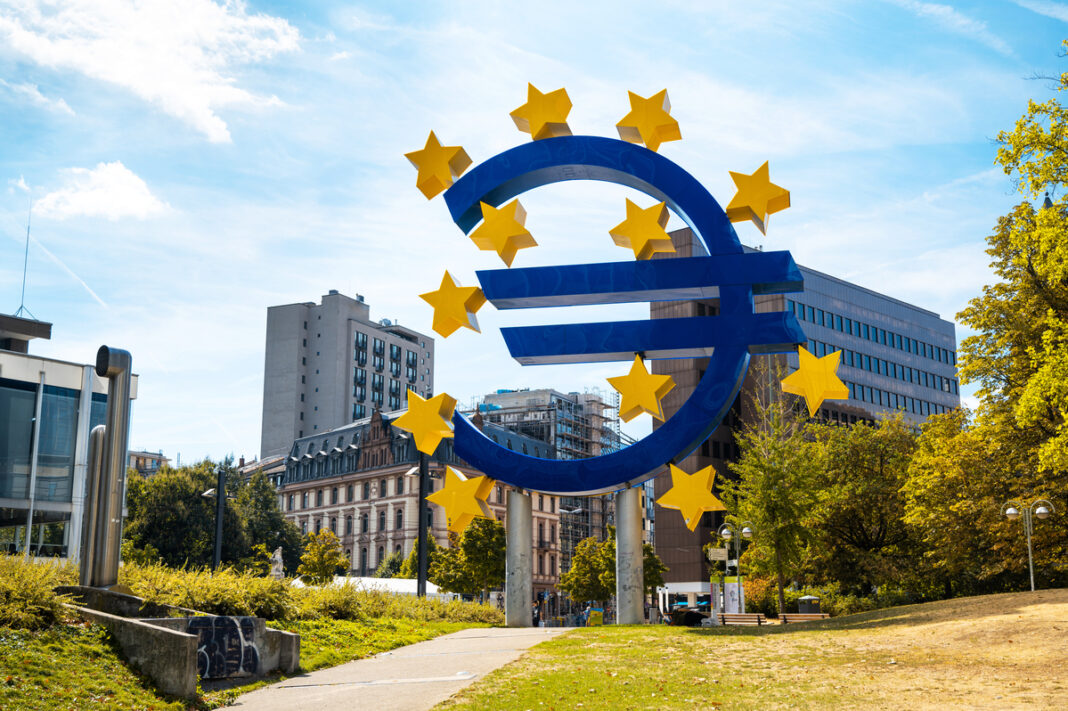 Україна підписала оновлену Угоду про вільну торгівлю з ЄАВТ / Фото: Freepik