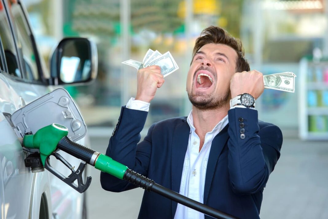 Ціни на бензин / Фото: Depositphotos
