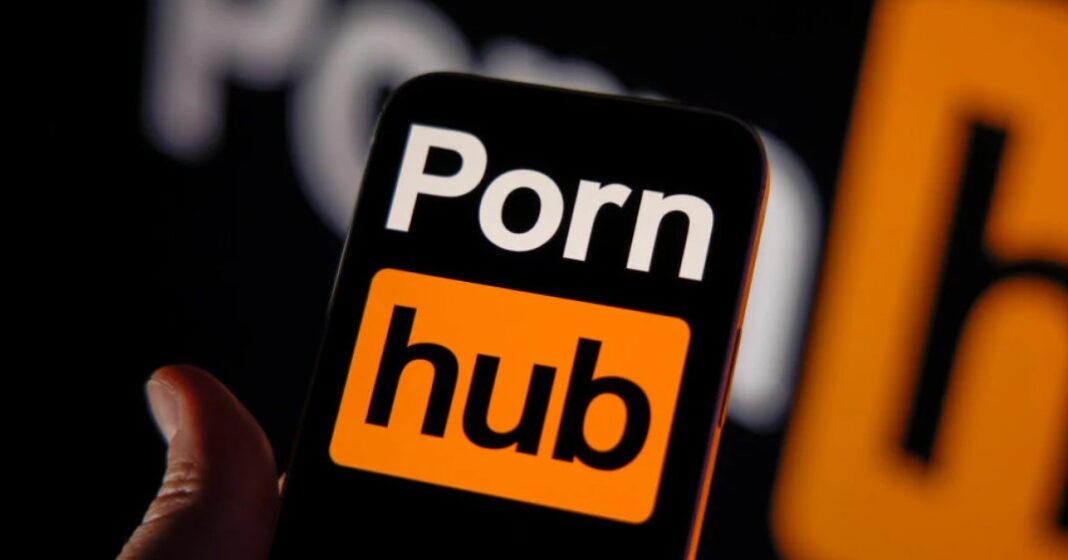 Pornhub призупинив доступ до порнографії у Франції
