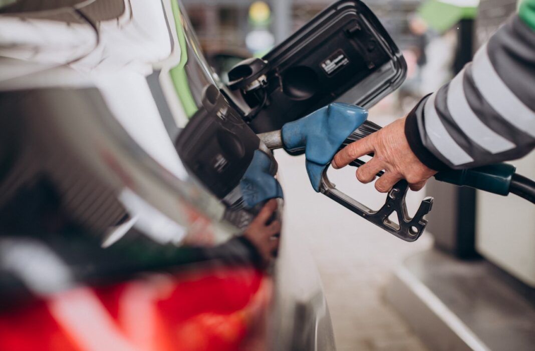В Україні знижується популярність бензинових авто
