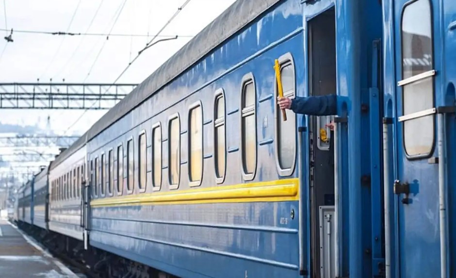 Укрзалізниця запускає новий потяг до Карпат