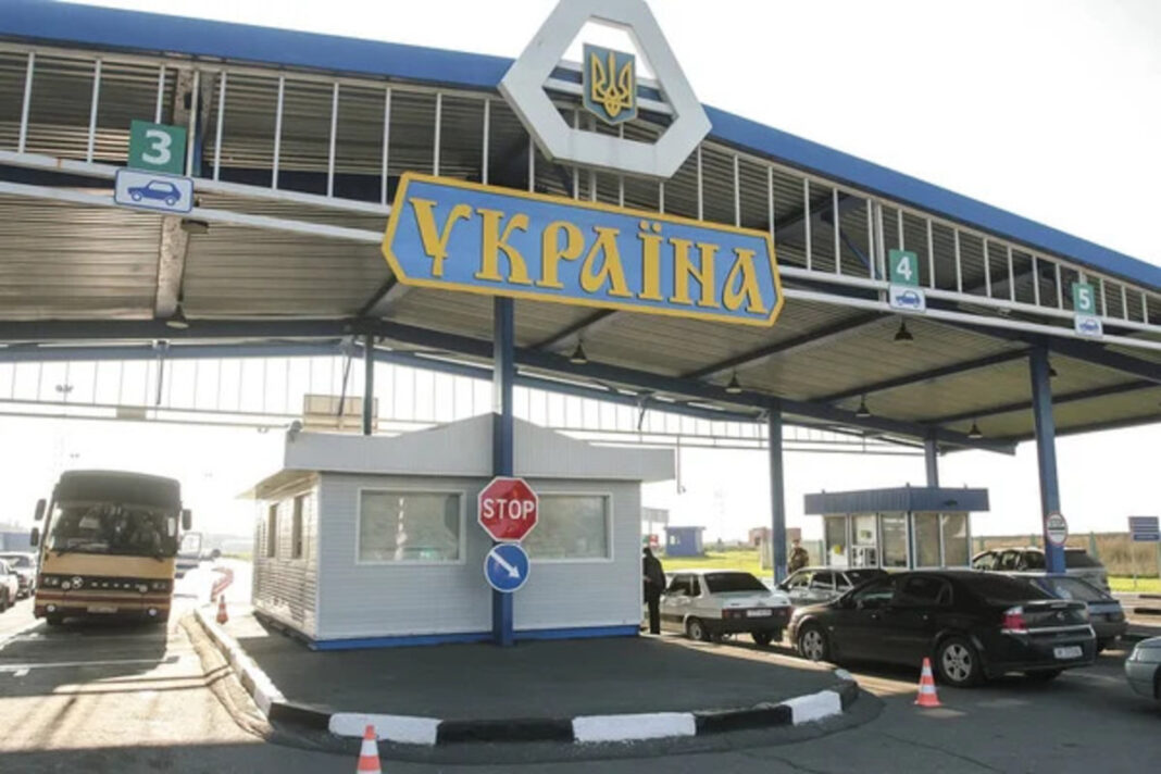 Нові правила для міжнародних перевізників почали діяти в Україні: що відомо / Фото: depositphotos