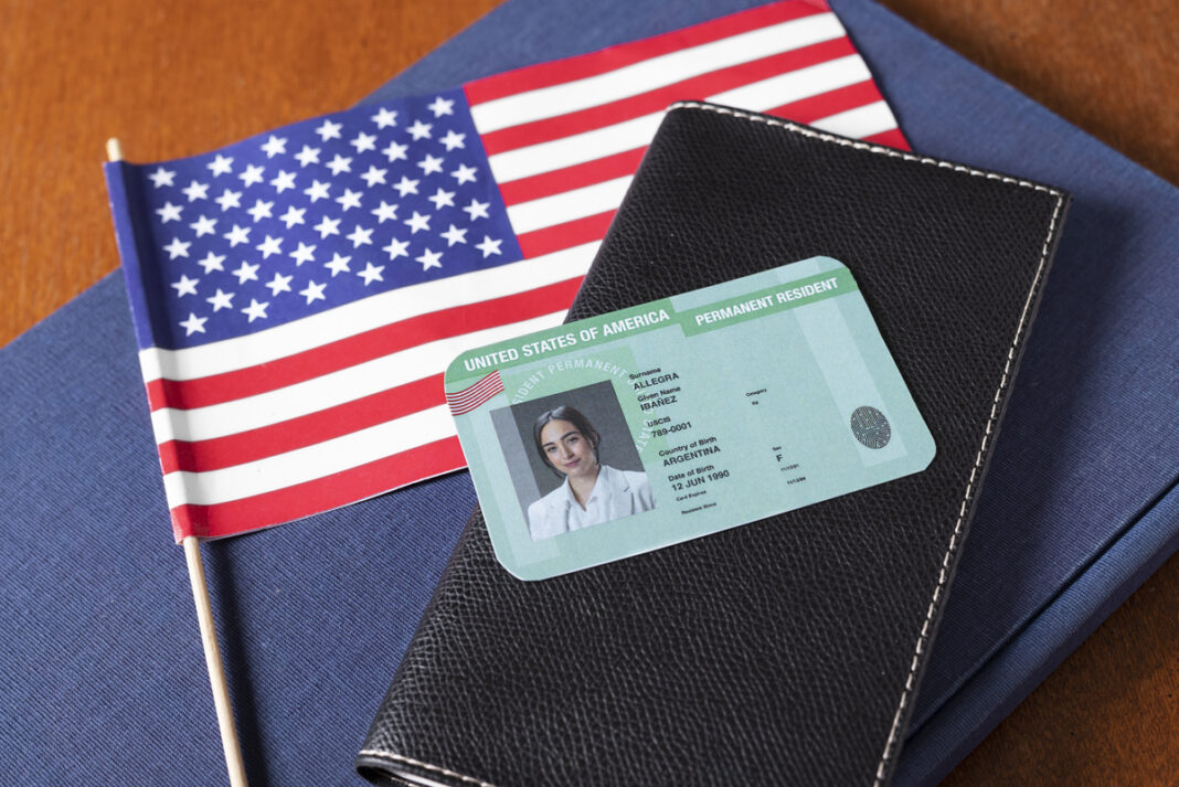 Держдеп США пропонує запровадити плату за участь у лотереї 
