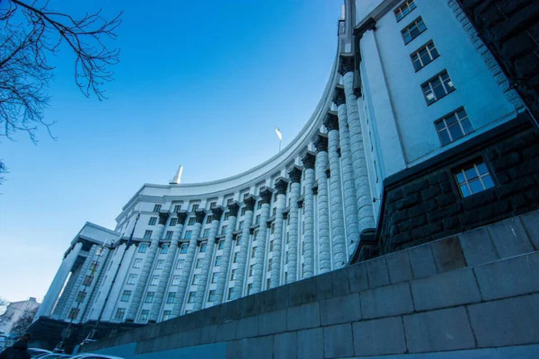Кабмін спростив закупівлі для захисту критичної інфраструктури до березня 2026 року / Фото: depositphotos