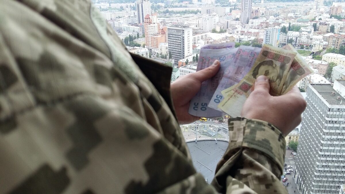 Корупція в ТЦК / Фото: Depositphotos