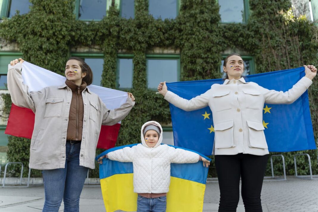 Польща, Україна, ЄС / Фото: Freepik