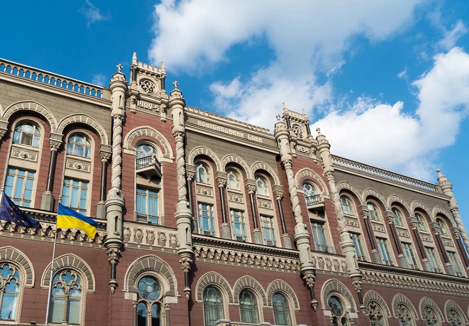 В НБУ пояснили причину купівлі машини для знищення монет