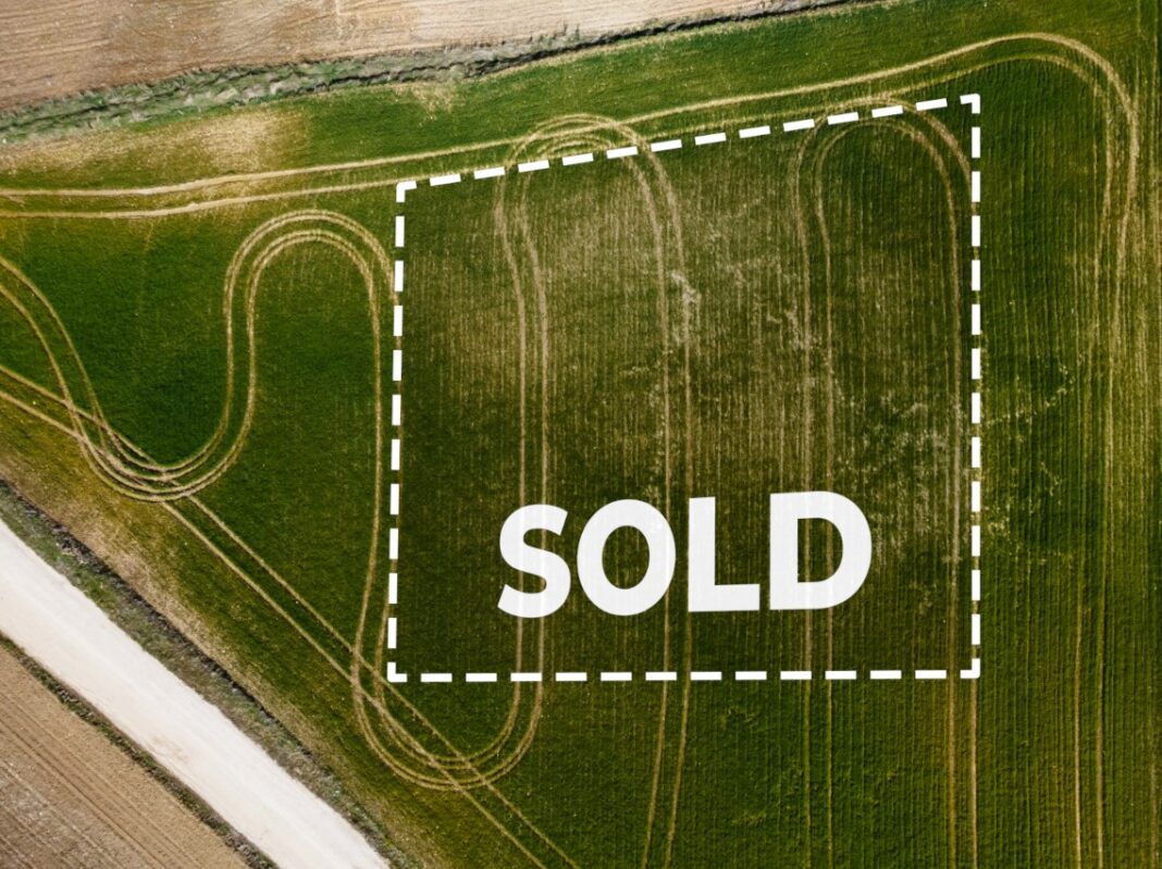 В Україні укладено 330 тисяч угод купівлі-продажу землі з липня 2021 року