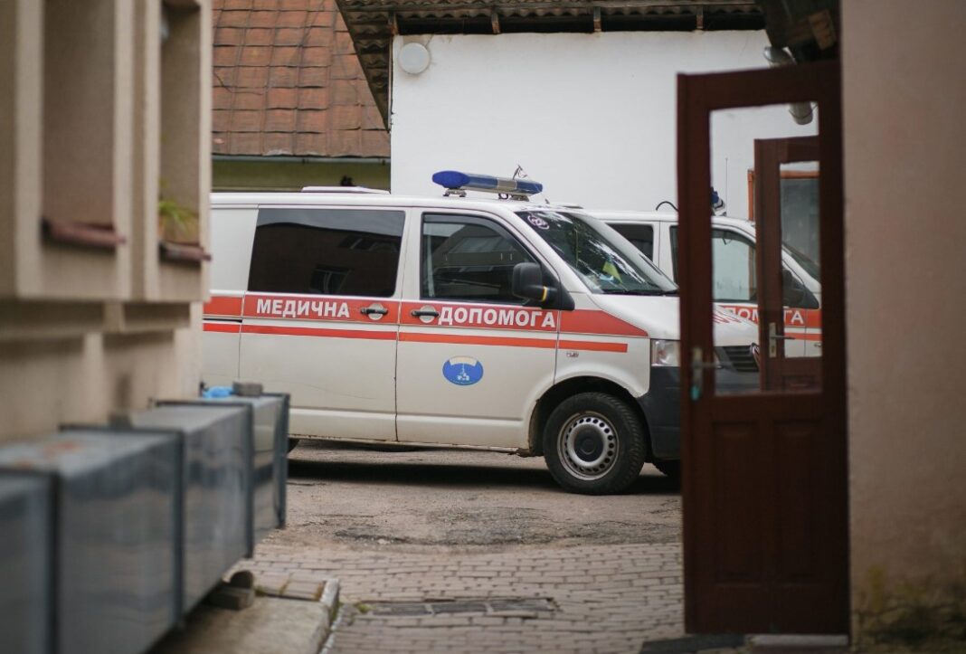 У 2026 році відчутно зросли зарплати медиків екстреної та первинної медичної допомоги