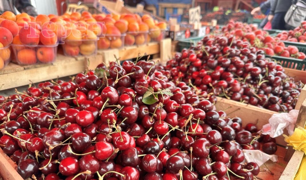 Черешня дешевшає (фото з відкритих джерел)