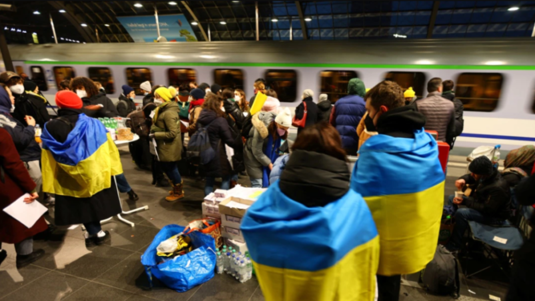 Українські біженців, фото з відкритих джерел