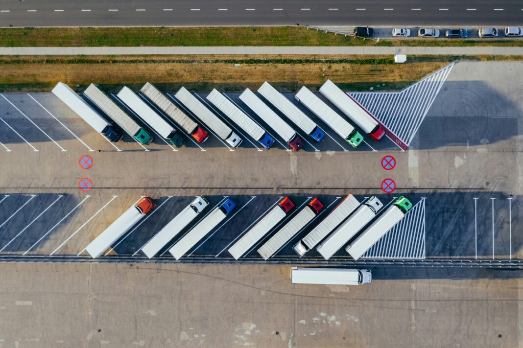 Продажі вантажівок / Фото: Unsplash