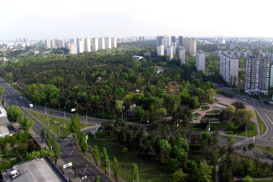 Парки України