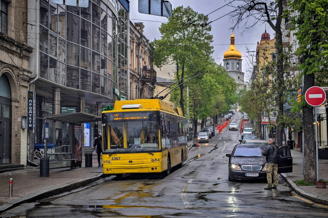 Громадський транспорт у Києві